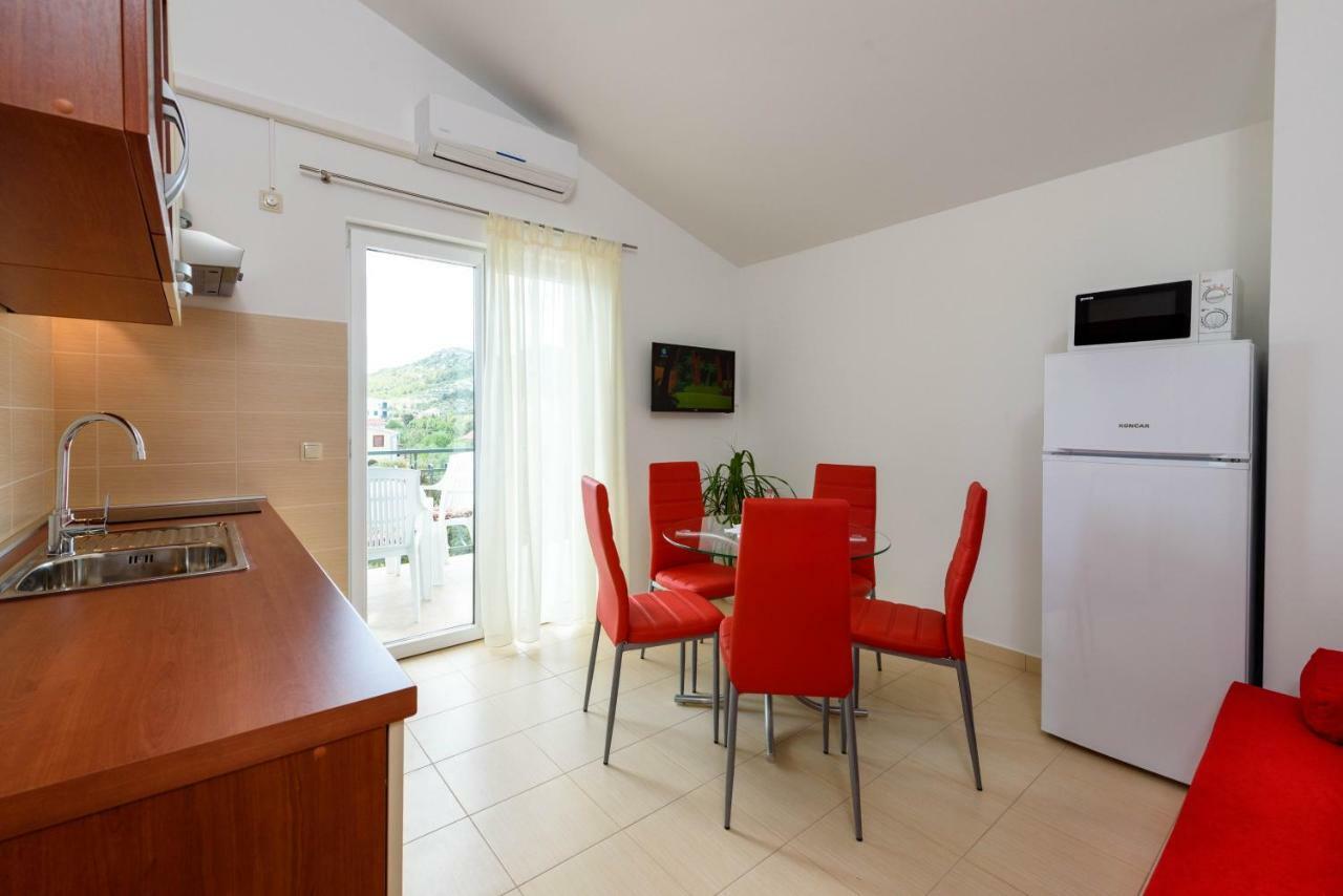 Apartmani Beran เซเกต วรันยีชา ภายนอก รูปภาพ