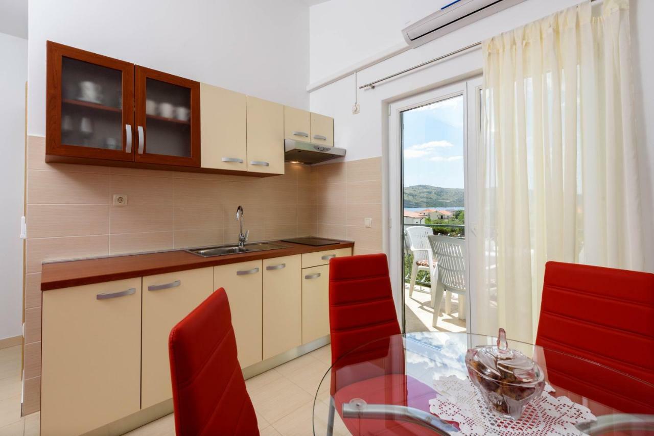 Apartmani Beran เซเกต วรันยีชา ภายนอก รูปภาพ